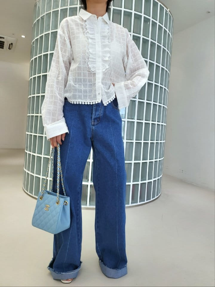 Corner0123 - Korean Women Fashion - #momslook - Cube Frill Blouse - 4