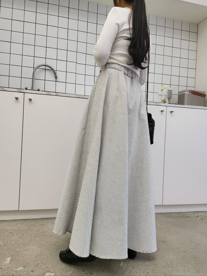 Corner0123 - Korean Women Fashion - #restrostyle - ST Open Skirt - 7
