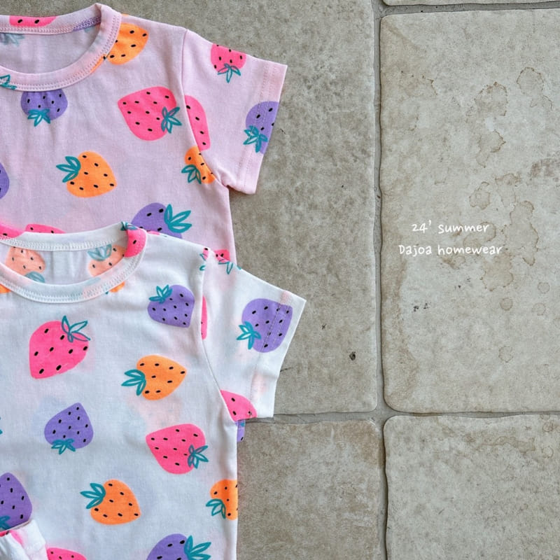 Dajoa - Korean Children Fashion - #magicofchildhood - Strawberry Easy Wear - 6