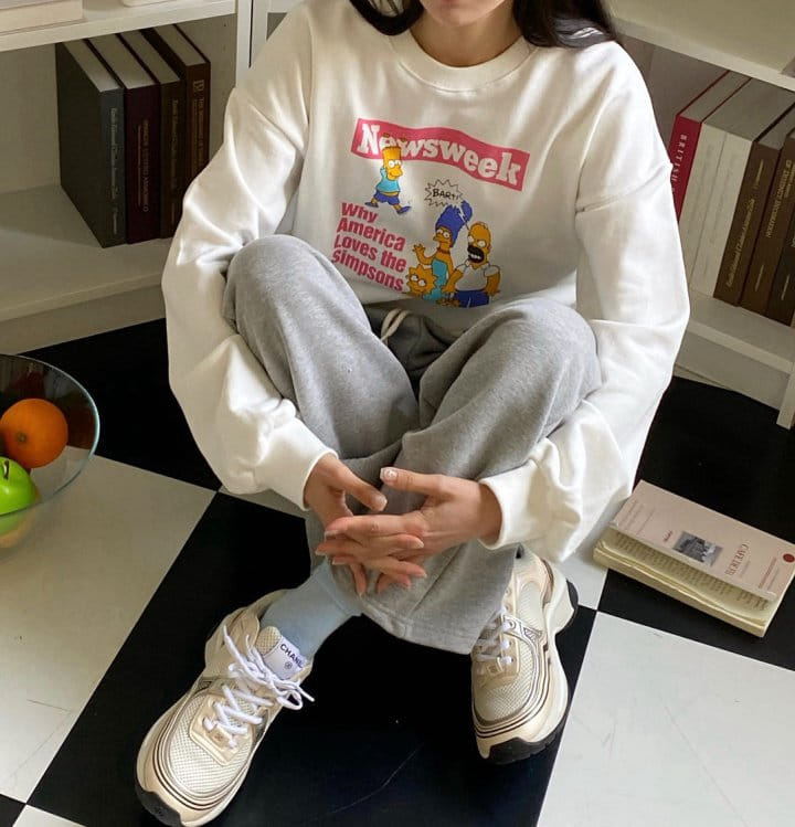 Diana - Korean Women Fashion - #momslook - Newsweek Sweatshirt - 7