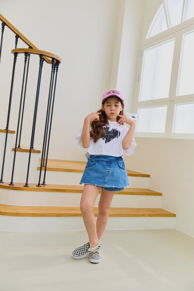 Dore Dore - Korean Children Fashion - #minifashionista - Crack Heart Crop Tee - 8