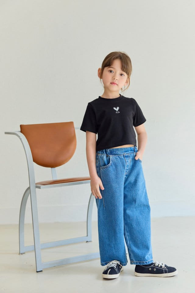 Dore Dore - Korean Children Fashion - #prettylittlegirls - Rabbit Heart Crop Tee - 10