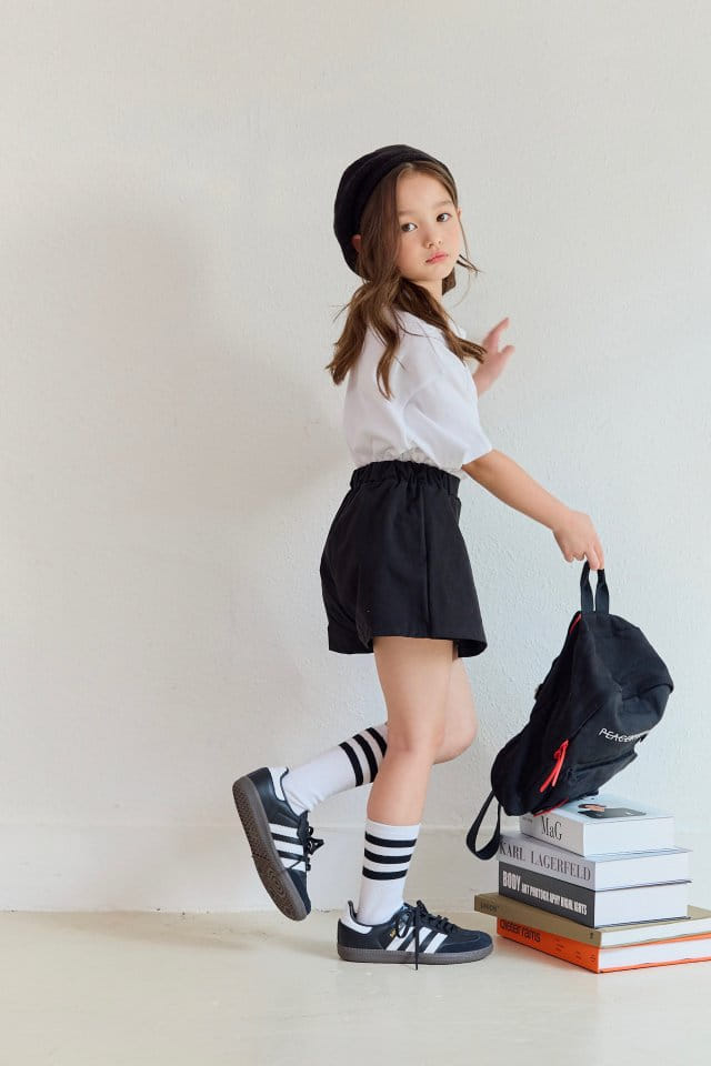 Dore Dore - Korean Children Fashion - #todddlerfashion - Front Wrinkle C Shorts - 9