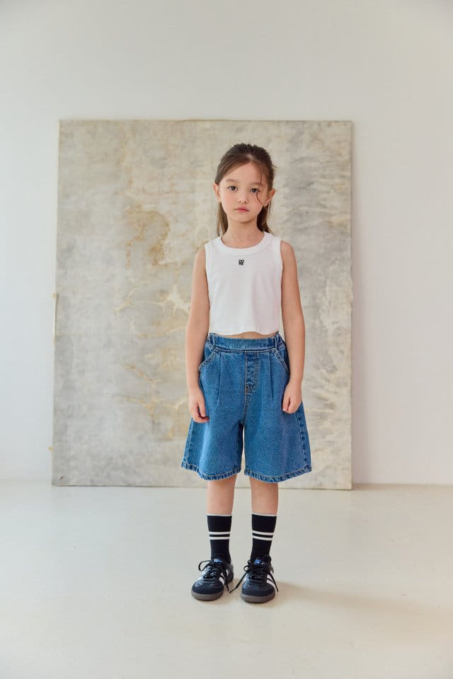 Dore Dore - Korean Children Fashion - #toddlerclothing - Dore Embroidery Crop Sleeveless Tee