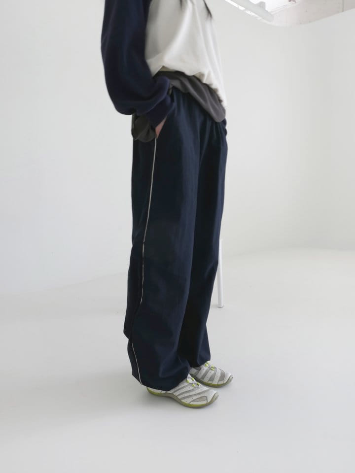 Enten - Korean Women Fashion - #womensfashion - Bbing Line Pants