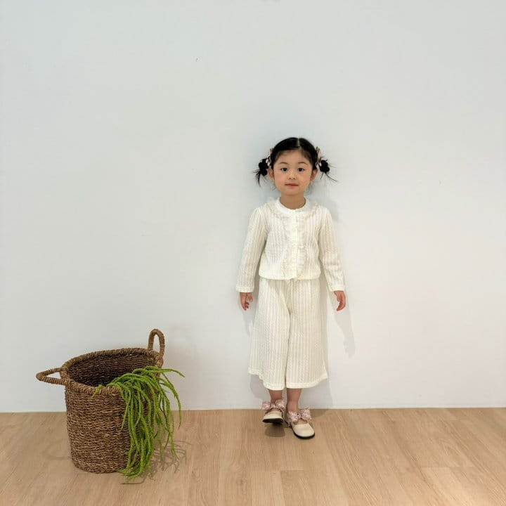 Flower J - Korean Children Fashion - #kidsshorts - Mu Knit Top Bottom Set