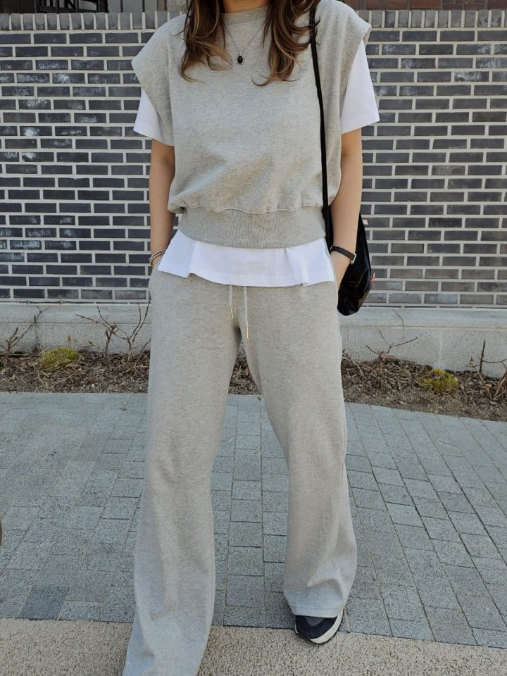 Gram - Korean Women Fashion - #momslook - Vest Boots Cut Pants Set - 11