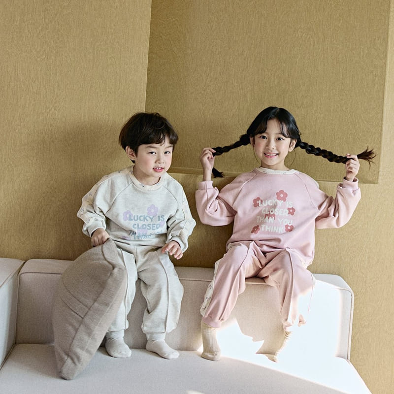 Here I Am - Korean Children Fashion - #childofig - Flower Lauder  Top Bottom Set - 8
