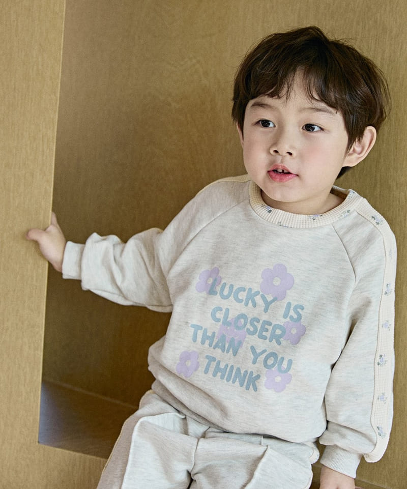 Here I Am - Korean Children Fashion - #designkidswear - Flower Lauder  Top Bottom Set - 10