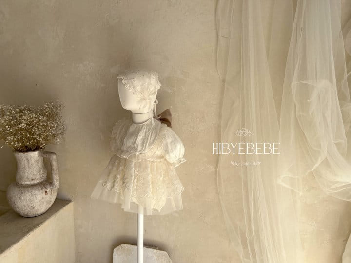 Hi Byebebe - Korean Baby Fashion - #babyfashion - Bebe Adela Lace Ribbon Bib  - 7
