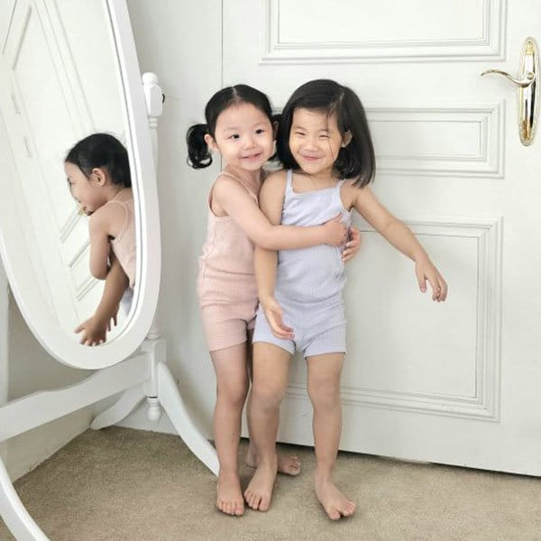 Lenua - Korean Children Fashion - #kidsstore - Dia Summer Easywear Top Bottom Set