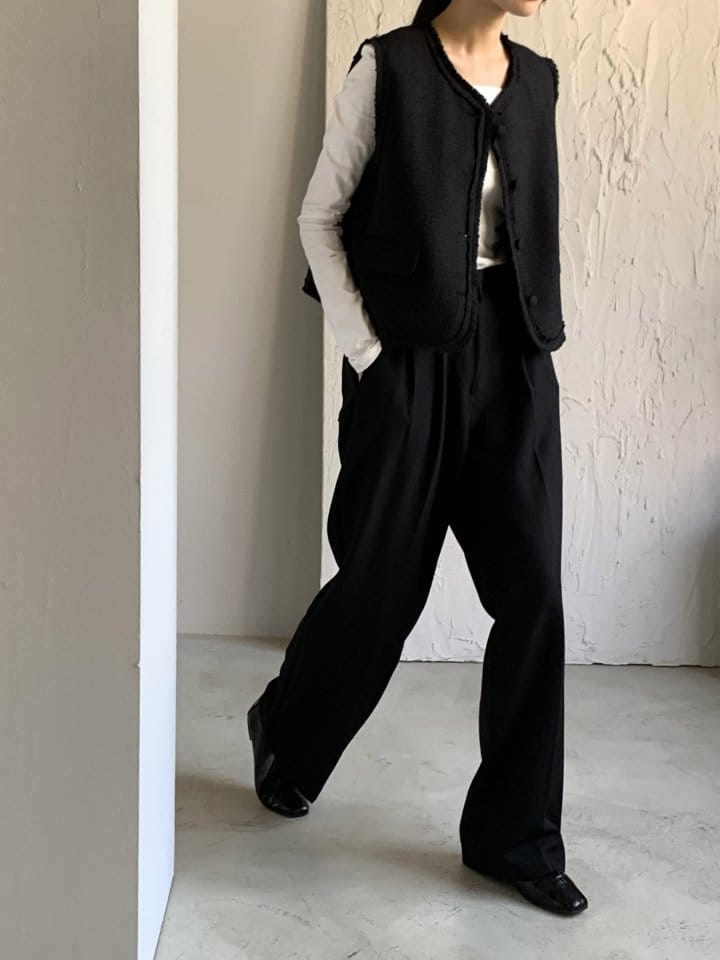 Lowell - Korean Women Fashion - #restrostyle - Day Tweed Vest - 5
