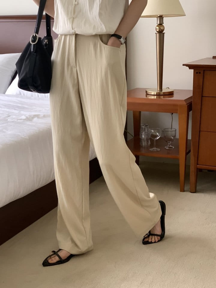 Lowell - Korean Women Fashion - #restrostyle - Heaven Bizzo Button Pants - 2