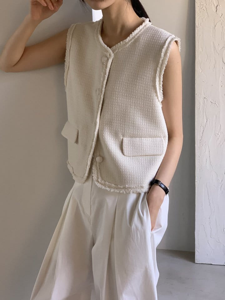 Lowell - Korean Women Fashion - #thelittlethings - Day Tweed Vest - 9