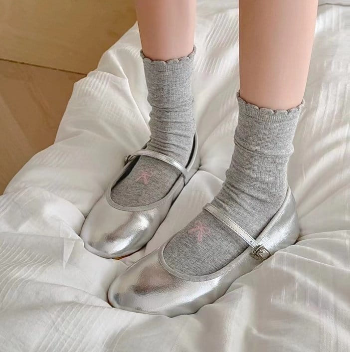 Miso - Korean Children Fashion - #designkidswear - Adult Instep Ribbon Socks  - 3