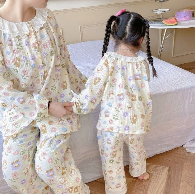 Miso - Korean Children Fashion - #discoveringself - Flower Pajamas With Mom - 4