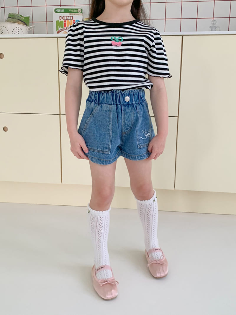 Momo Ann - Korean Children Fashion - #stylishchildhood - Pocket Denim Short - 11