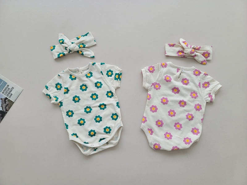 Moran - Korean Baby Fashion - #babyclothing - Mon Mon Flower Body Suit Set