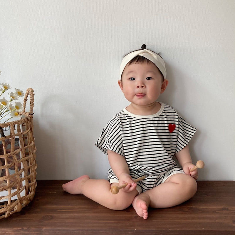 Moran - Korean Baby Fashion - #babyootd - Mono Heart Bebe Top Bottom Set - 6
