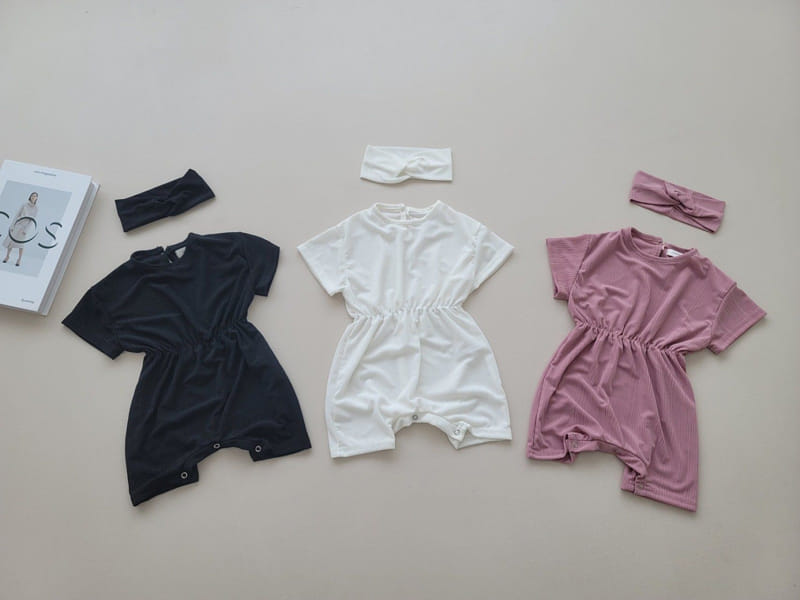 Moran - Korean Baby Fashion - #onlinebabyboutique - Cool Pleats Body Suit Set