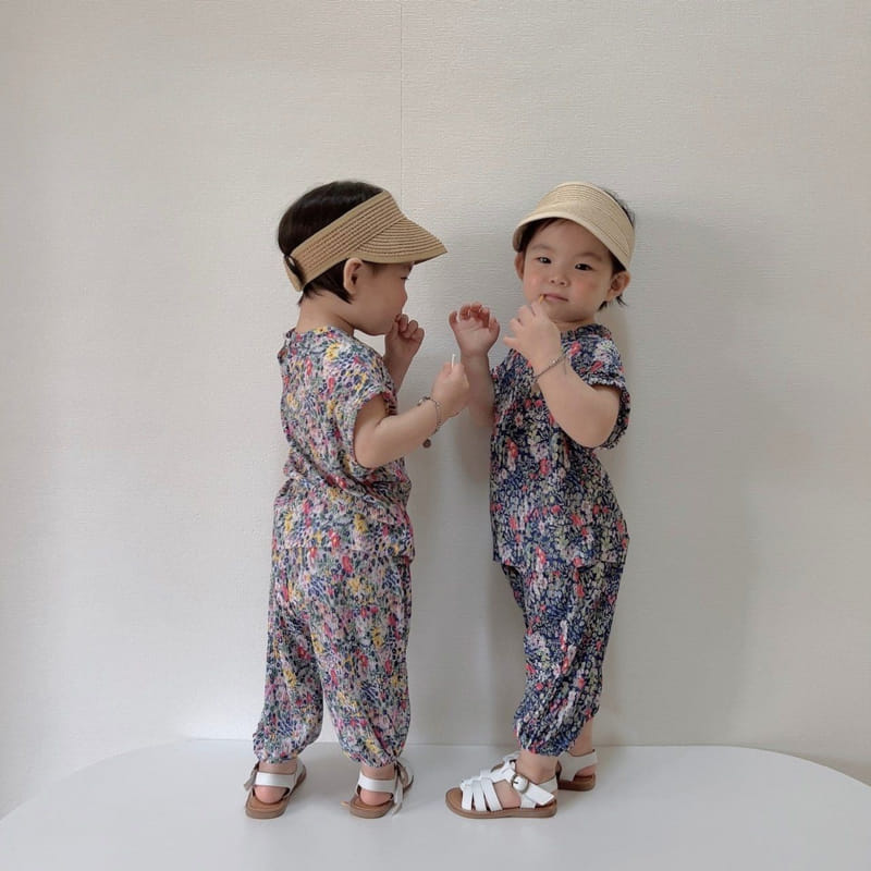 Moran - Korean Children Fashion - #toddlerclothing - Monble Pleats Top Bottom Set - 8