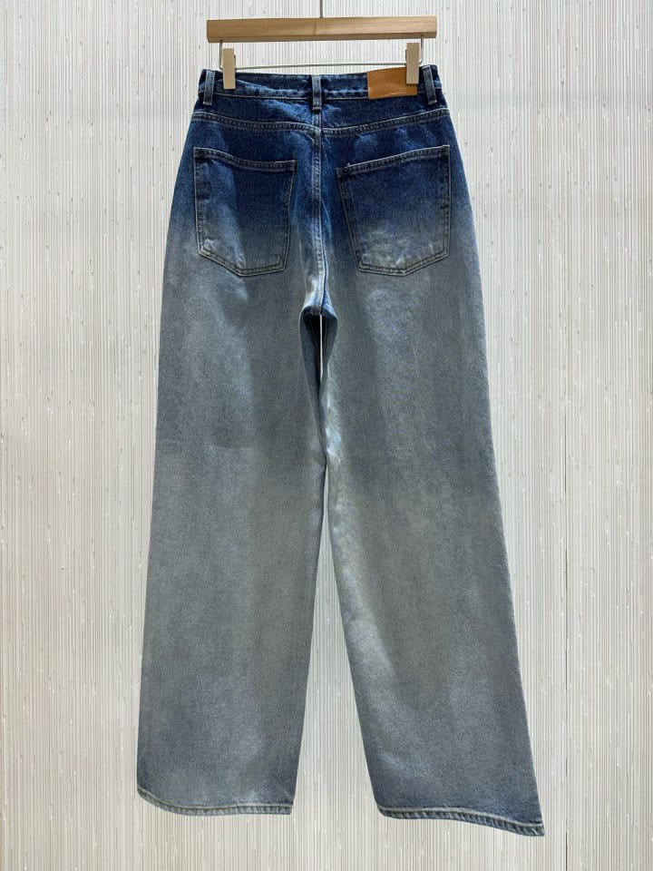Neroli36 - Korean Women Fashion - #momslook - Gradation Denim Pants - 2