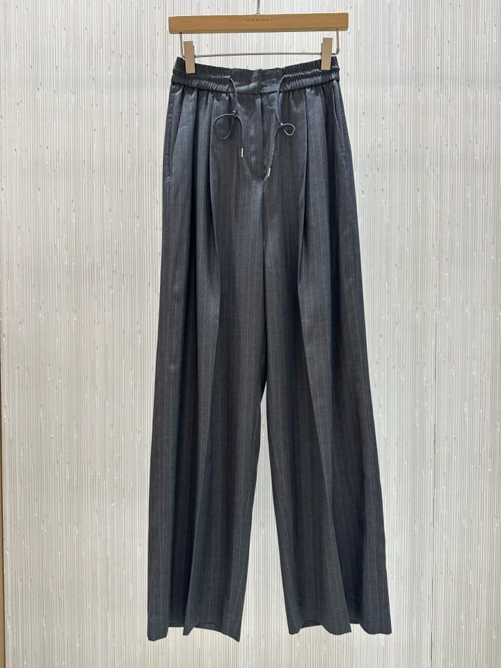 Neroli36 - Korean Women Fashion - #womensfashion - ST Banding Wrinkle Pants - 2