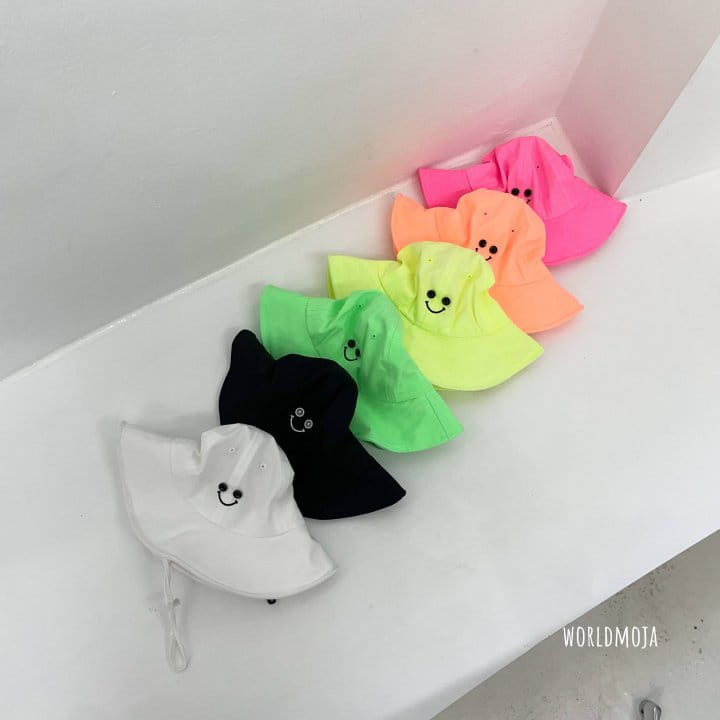 New World - Korean Children Fashion - #stylishchildhood - Neon Button Smile Bucket Hat - 2