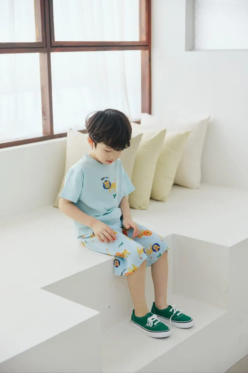 Orange Mom - Korean Children Fashion - #discoveringself - Lion Paint Tee - 6