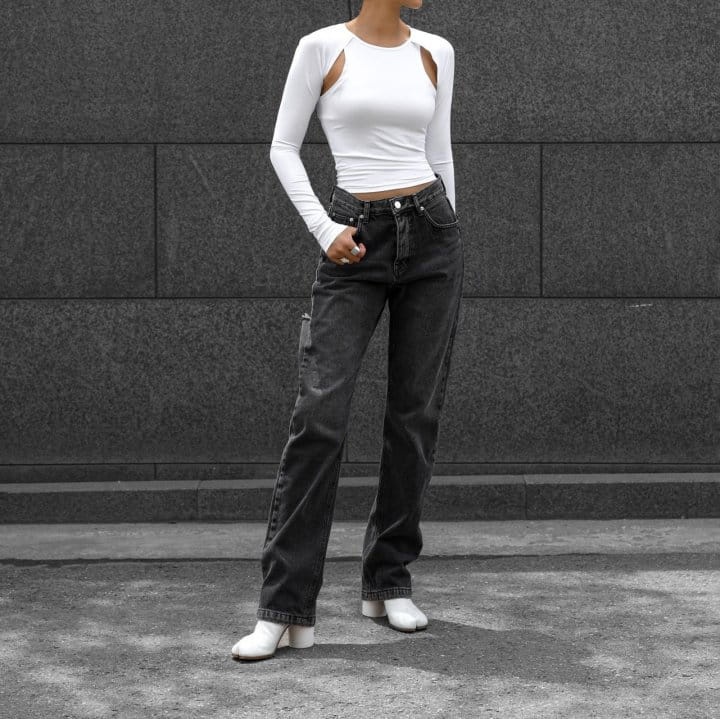 Paper Moon - Korean Women Fashion - #momslook - Back Split Detail Washed Black Straight Denim Jeans - 8