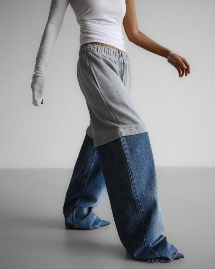 Paper Moon - Korean Women Fashion - #momslook - Denim Hem Detail Drawstring Sweat Pants