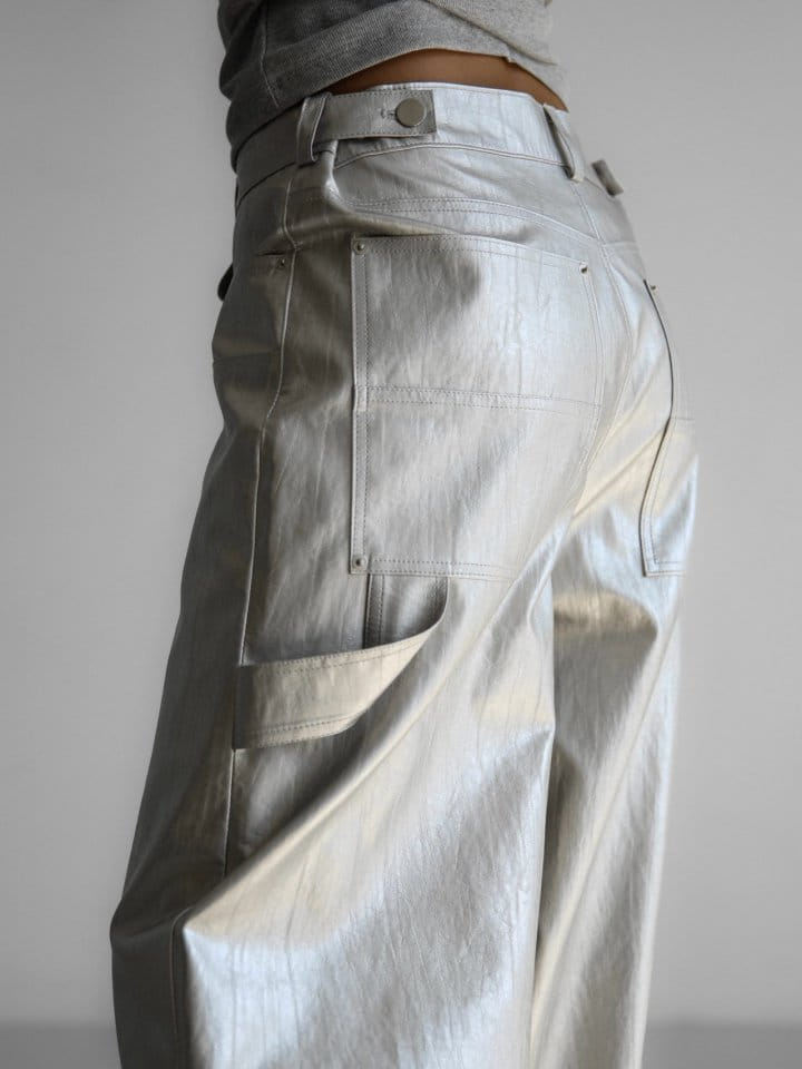 Paper Moon - Korean Women Fashion - #momslook - Vivid Vegan L Carpenter Trousers - 8