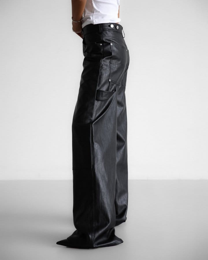 Paper Moon - Korean Women Fashion - #momslook - Vivid Vegan L Carpenter Trousers - 3