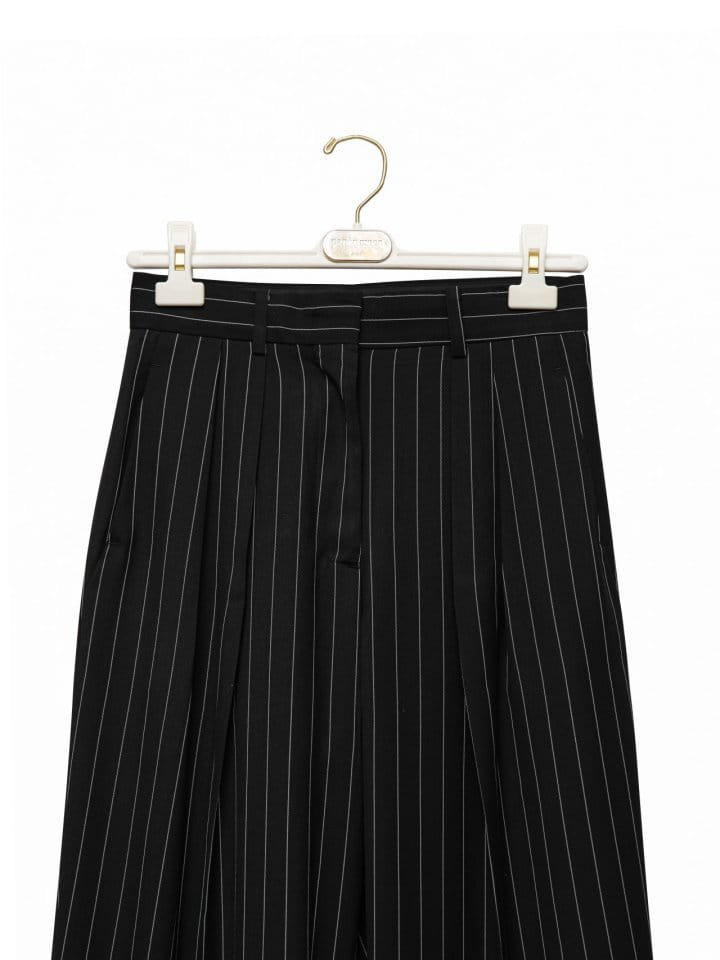 Paper Moon - Korean Women Fashion - #thelittlethings - Wide Pin Stripe Set Up Suit Pleated Trousers  - 6
