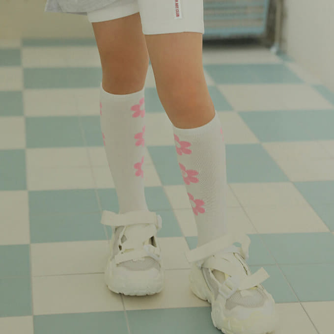 Peach-Cream - Korean Children Fashion - #kidsstore - Line Flower Socks Set