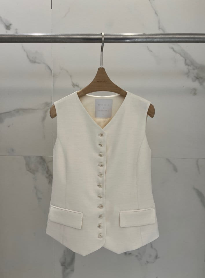 Plushong - Korean Women Fashion - #vintageinspired - Hepburn Vest - 2