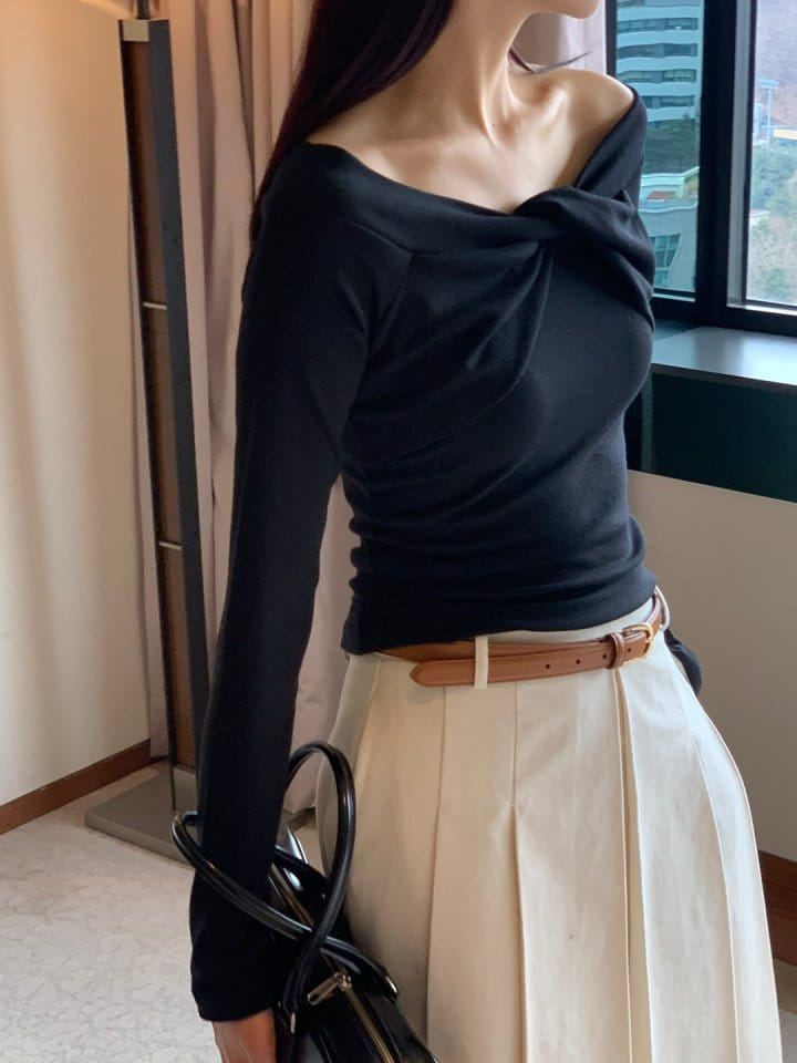 Rumiru - Korean Women Fashion - #womensfashion - Ribbon Shoulder Tee - 10