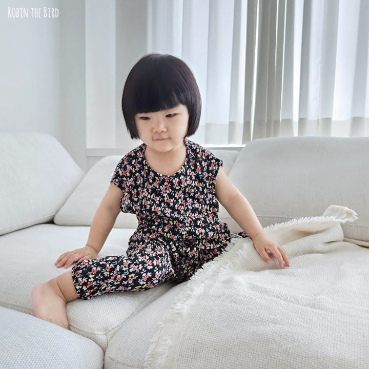 Saerobin - Korean Children Fashion - #childrensboutique - Flower Pleats Top Bottom Set