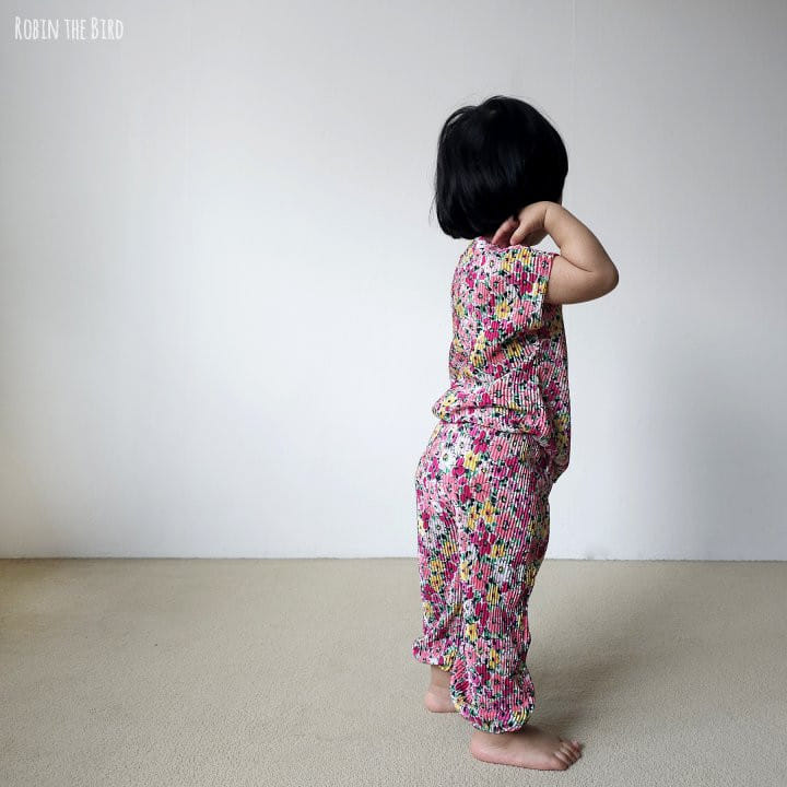 Saerobin - Korean Children Fashion - #kidsshorts - Flower Pleats Top Bottom Set - 5