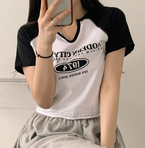 Sienne - Korean Women Fashion - #womensfashion - Modern Color Short Sleeve Tee - 5