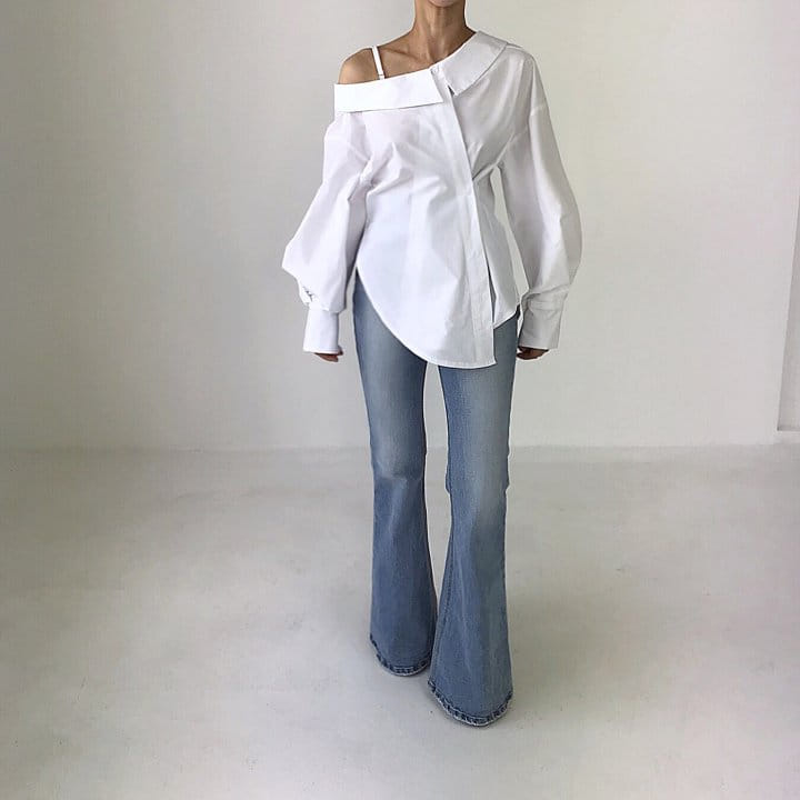 Twomoon - Korean Women Fashion - #momslook - Venezia Shoulder White Shirt - 5