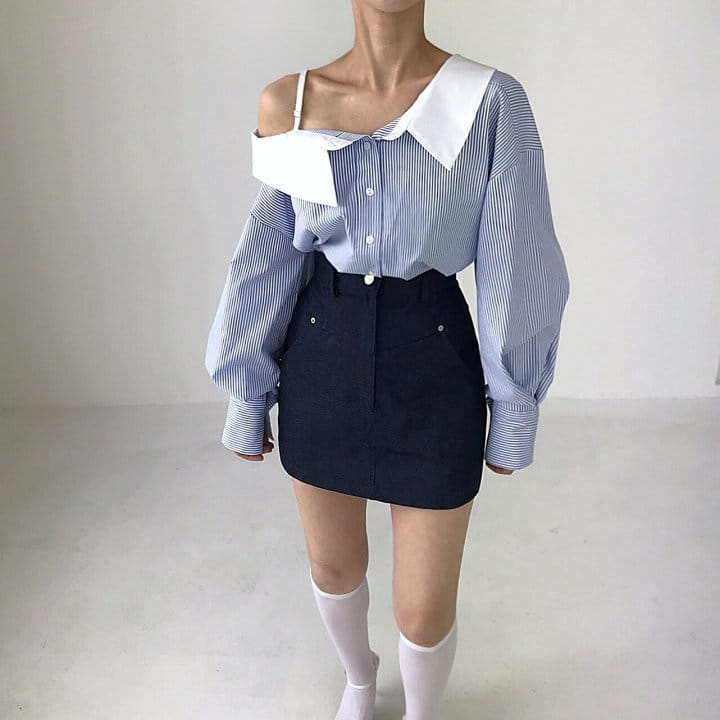Twomoon - Korean Women Fashion - #momslook - Venezia Shoulder Shirt - 2