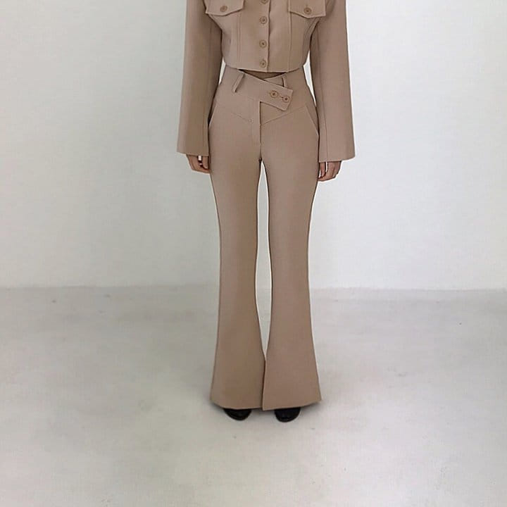 Twomoon - Korean Women Fashion - #womensfashion - Lucys Crop Jacket - 11
