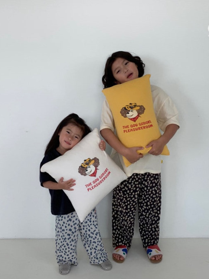 Long Long Pants With Mom