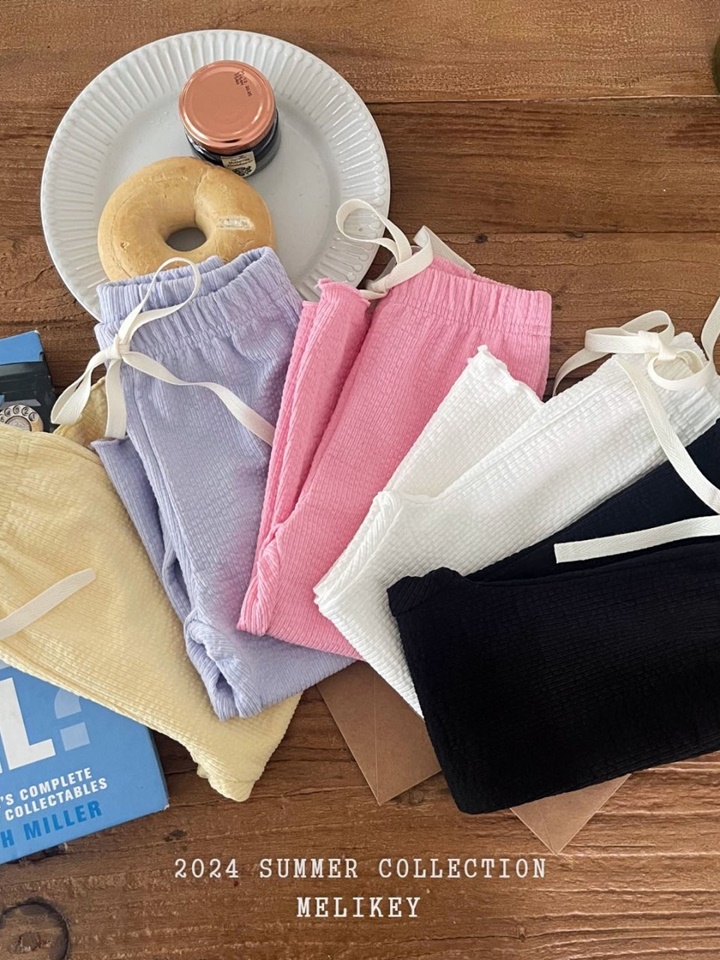 Tight Rib Boots Cut Pants