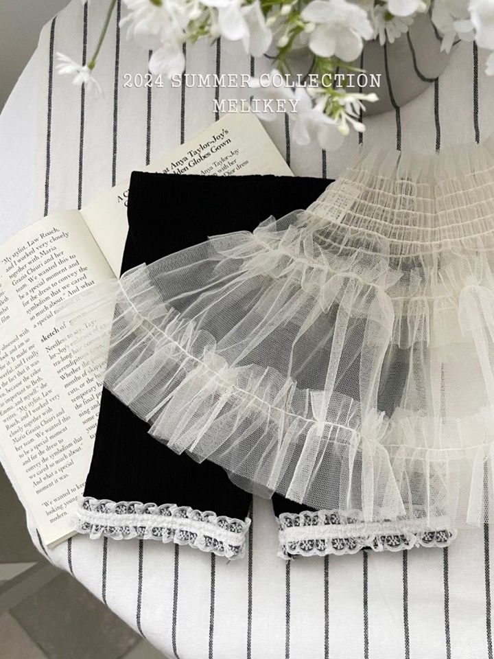 Romance Sha Kan Kan Skirt