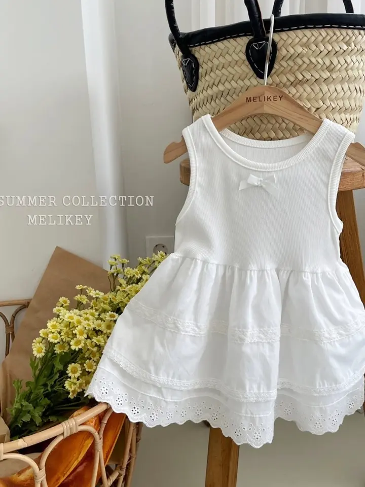 Sleeveless Kan Kan One-Piece