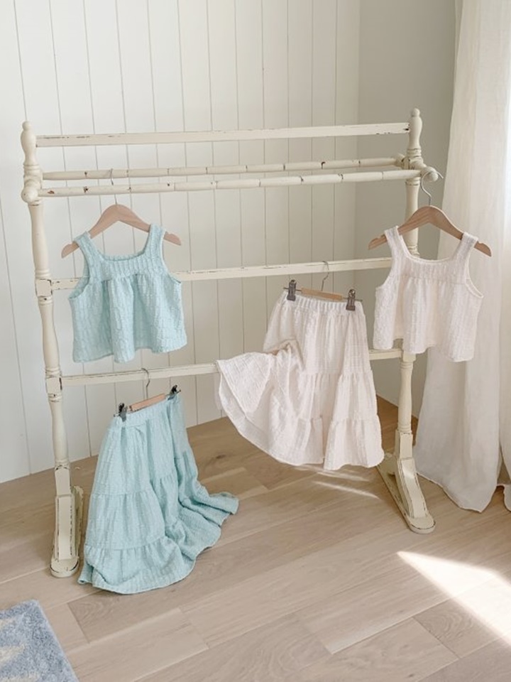Kan Kan Sleeveless Two Piece