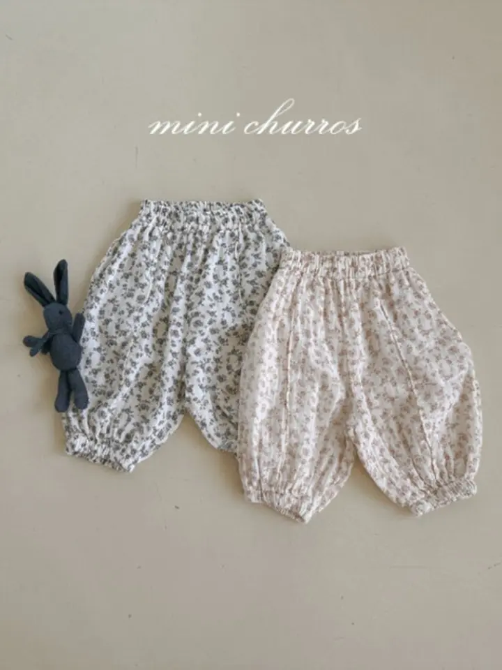 Floral Pintuck Pants