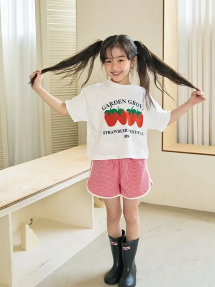 Strawberry Crop Tee